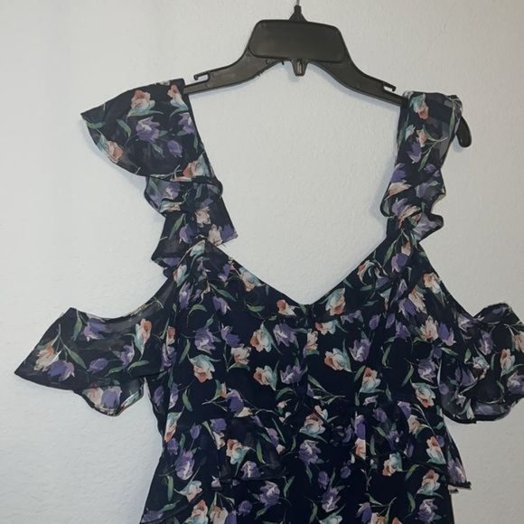 Dress Forum Dress - Picture 2 of 4